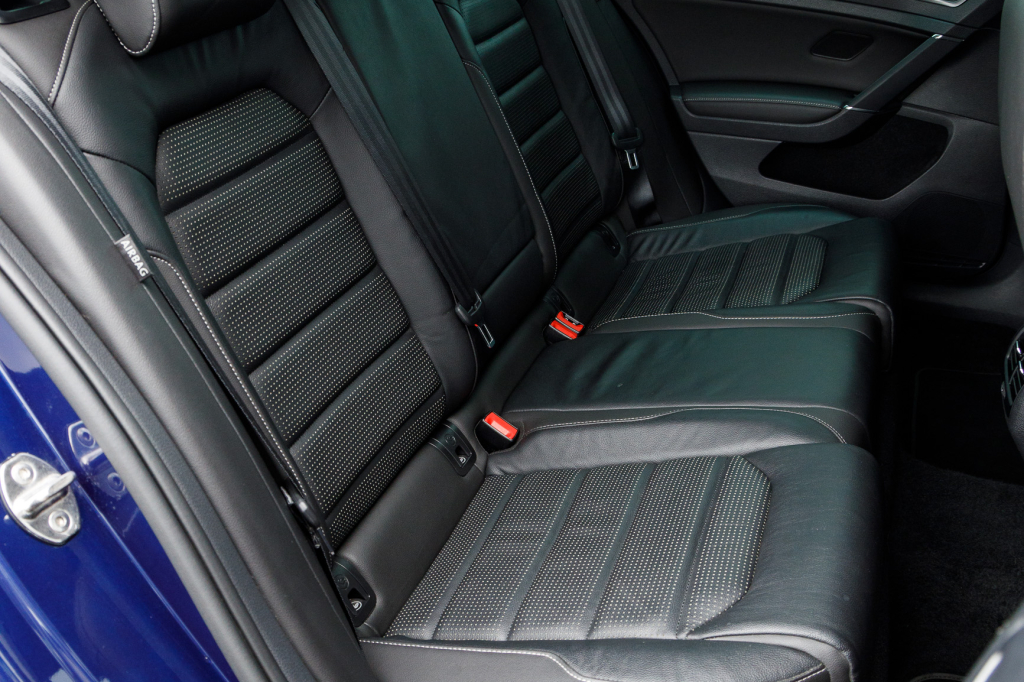 Volkswagen e-Golf 2018 фото 13