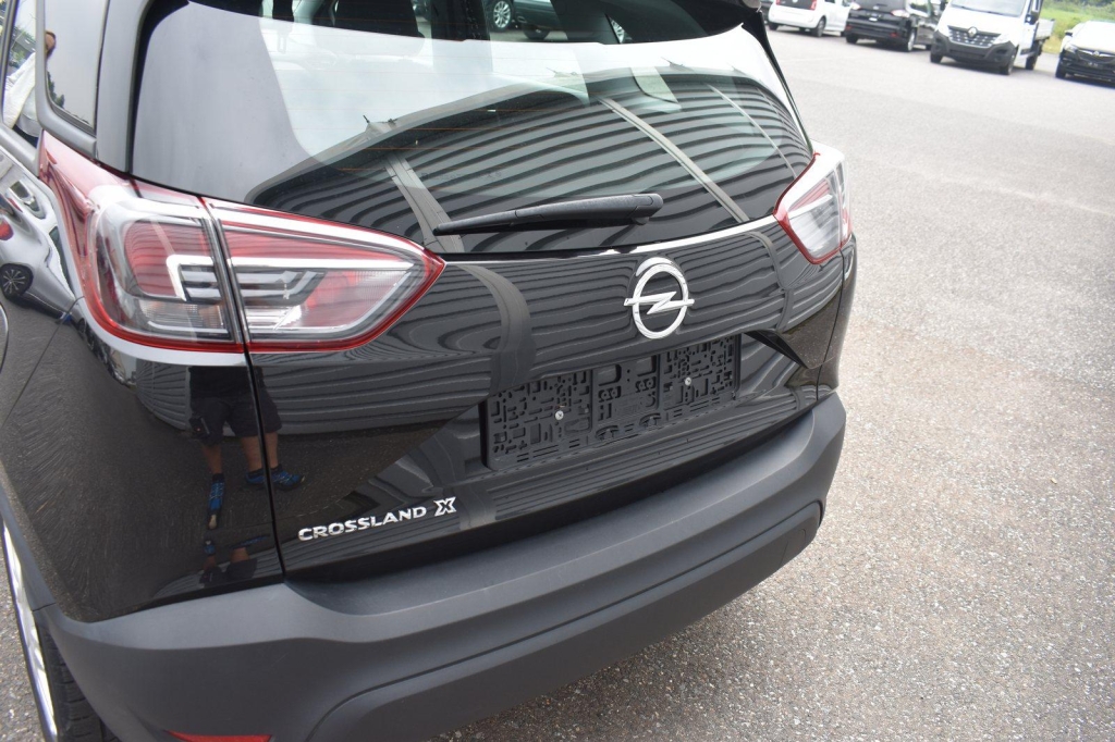 Opel Crossland X 2019 фото 19