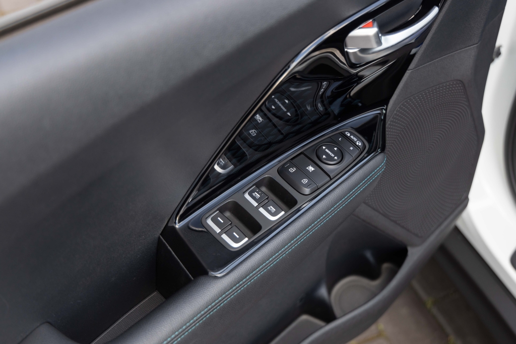 Kia Niro 2019 фото 14