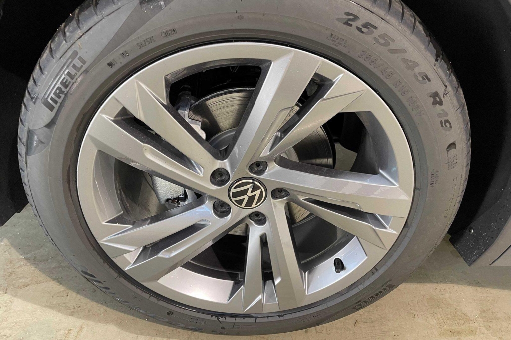 Volkswagen New Tiguan 2021 фото 7