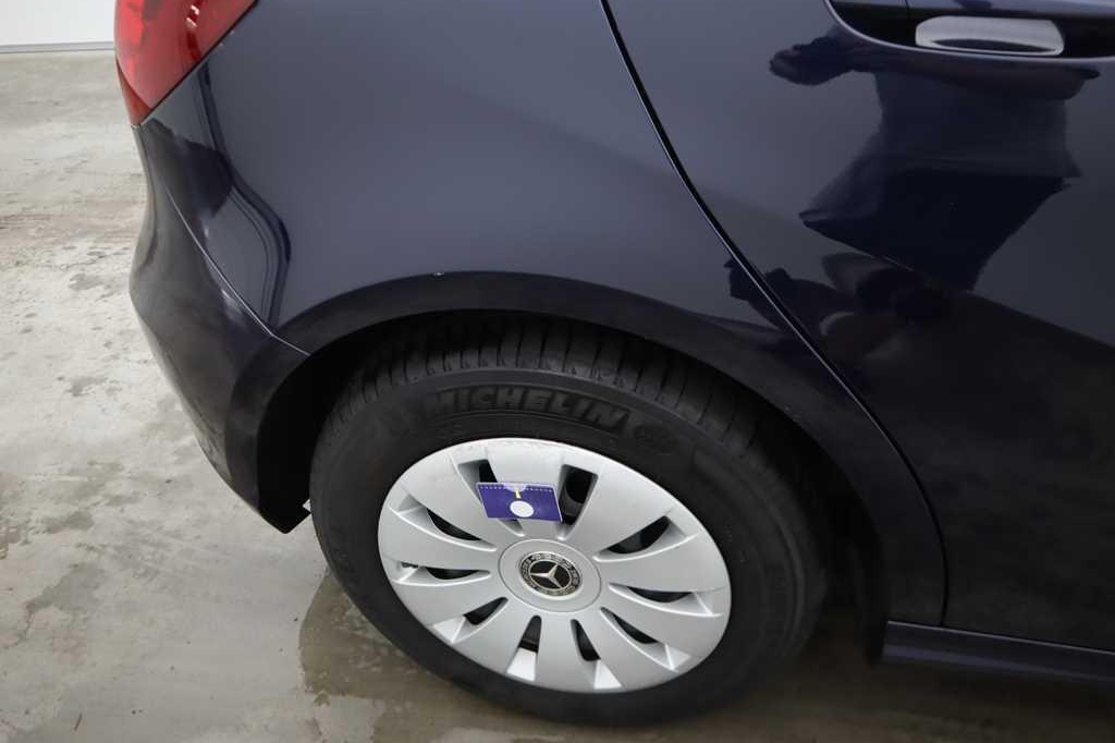 Mercedes-Benz A-Klasse 2017 photo 26