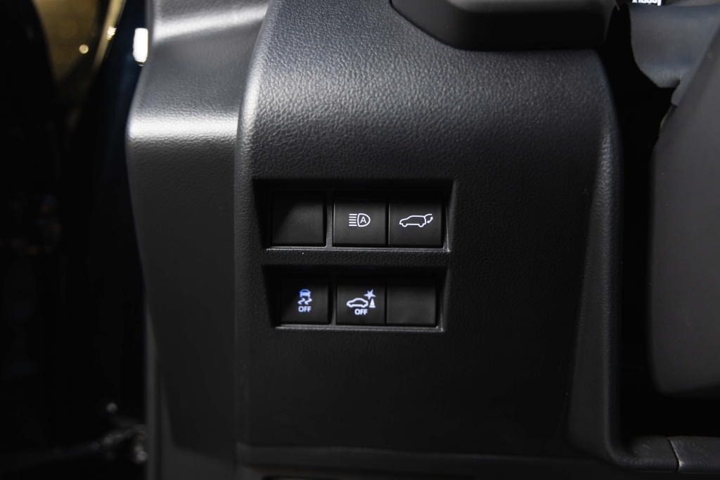 Toyota Land Cruiser GR 2023 фото 21