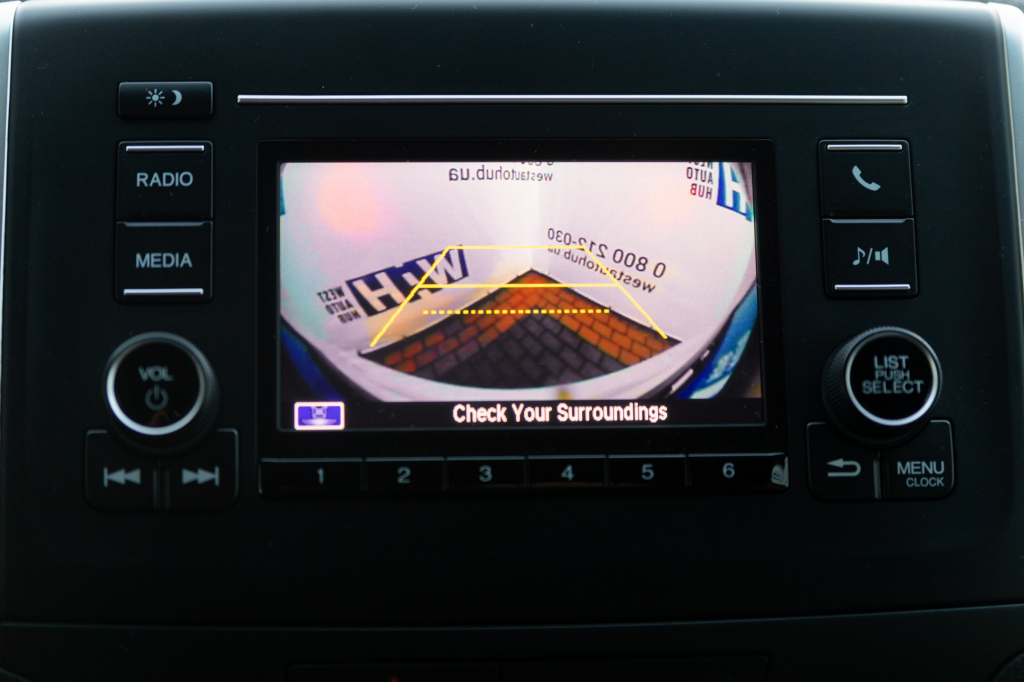 Honda Pilot LX 2018 photo 22