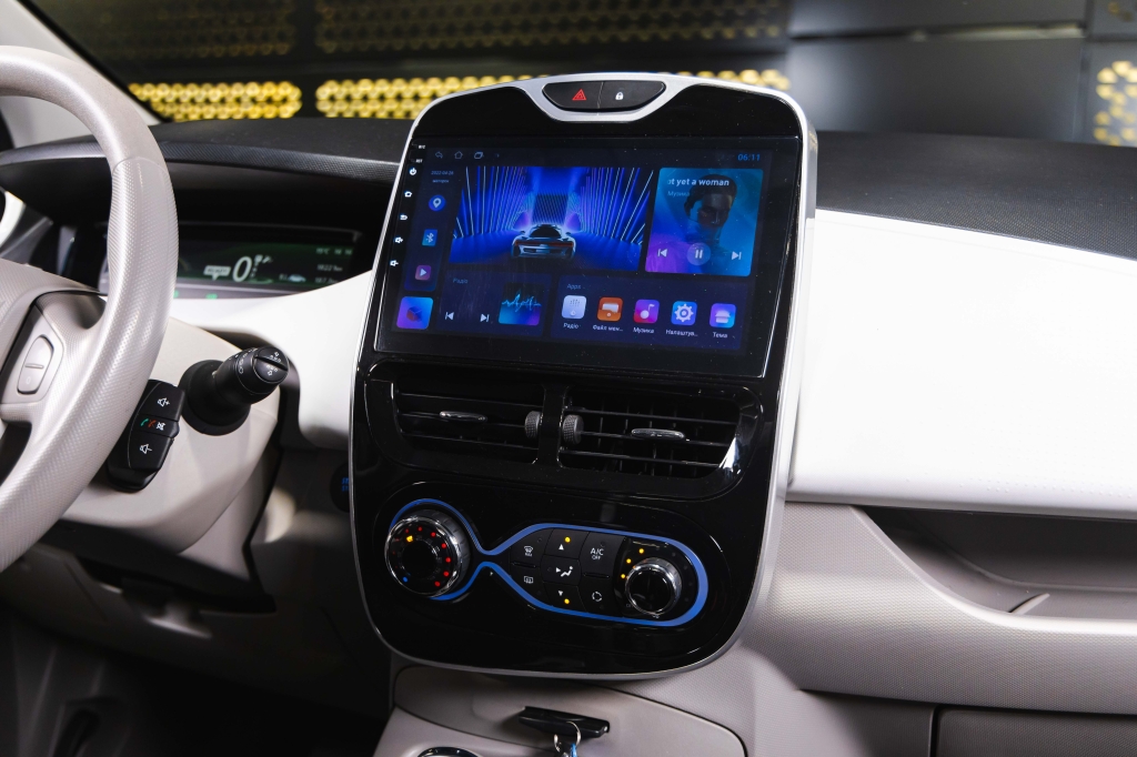 Renault Zoe 2018 фото 19