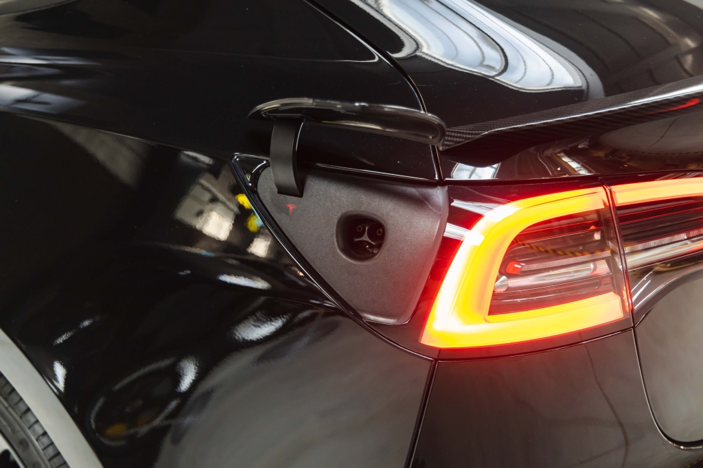 Tesla Model 3 Standard Range Plus 2021 фото 16