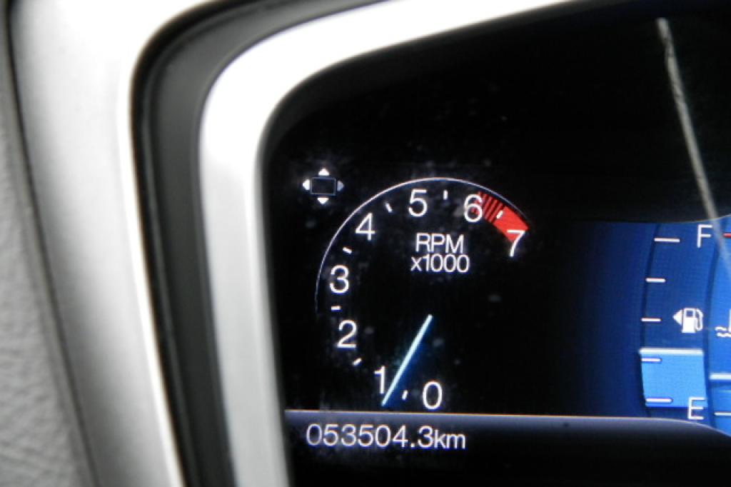 Ford Fusion SE 2016 фото 2