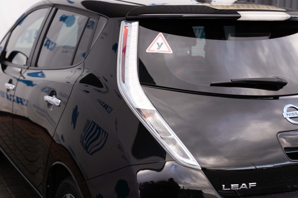 Nissan Leaf 2013 photo 7