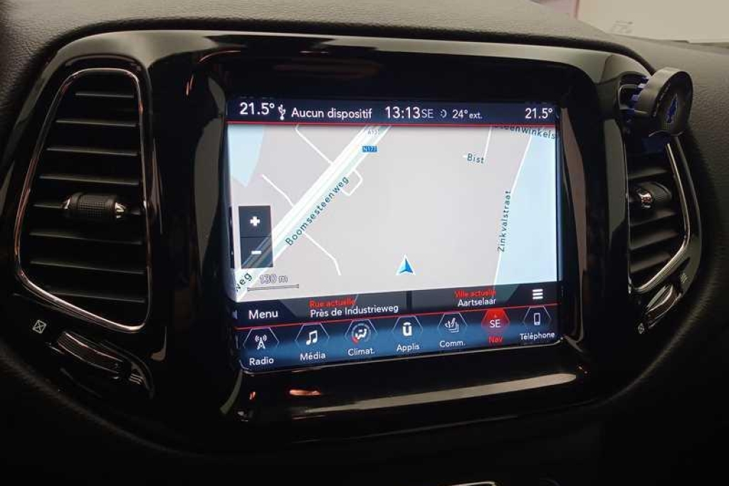 Jeep Compass 2018 фото 3