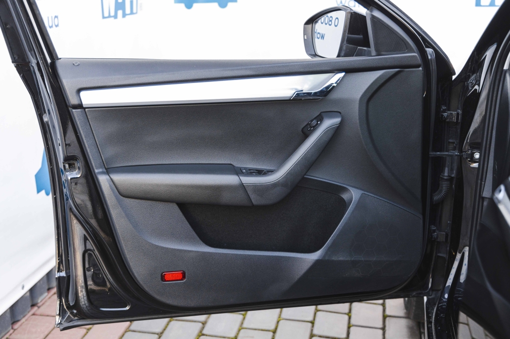 Skoda Octavia 2018 фото 18