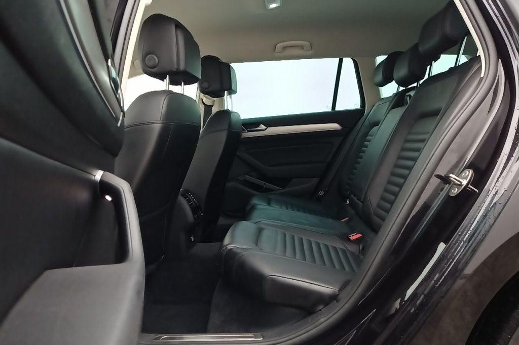 Volkswagen Passat Variant 2017 фото 3