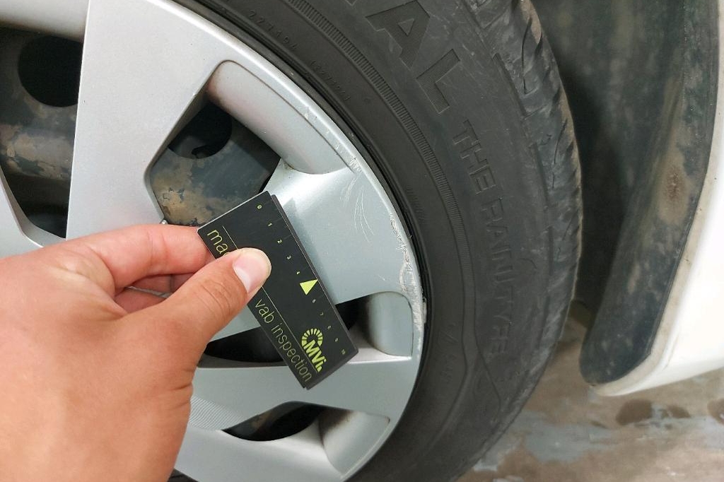 Toyota Yaris 2016 фото 15