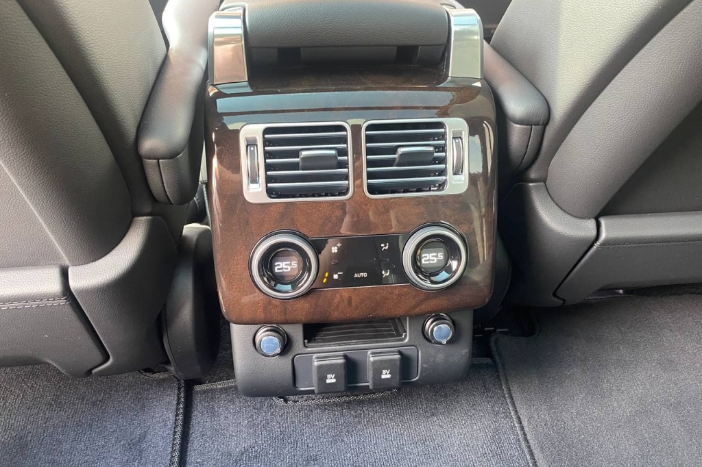 Land Rover Range Rover HSE 2020 фото 12