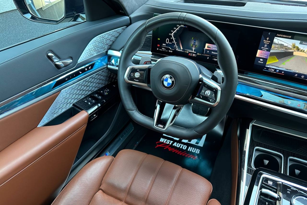BMW 740 2023 фото 25