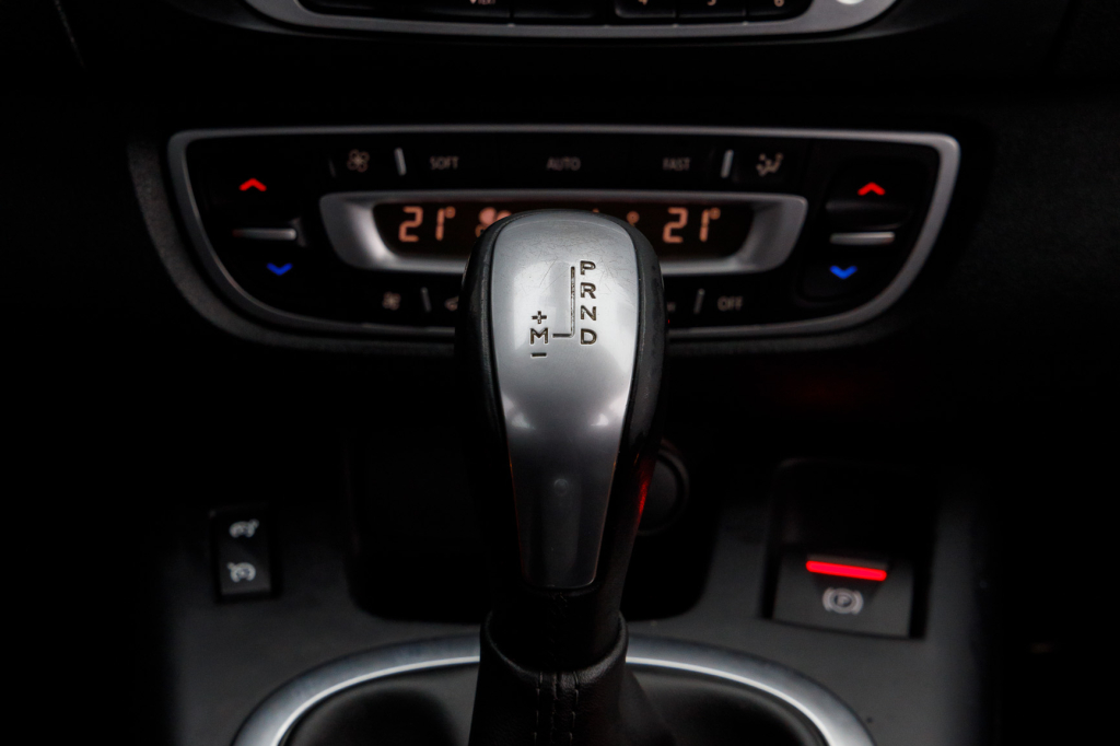 Renault Grand Scenic фото 18