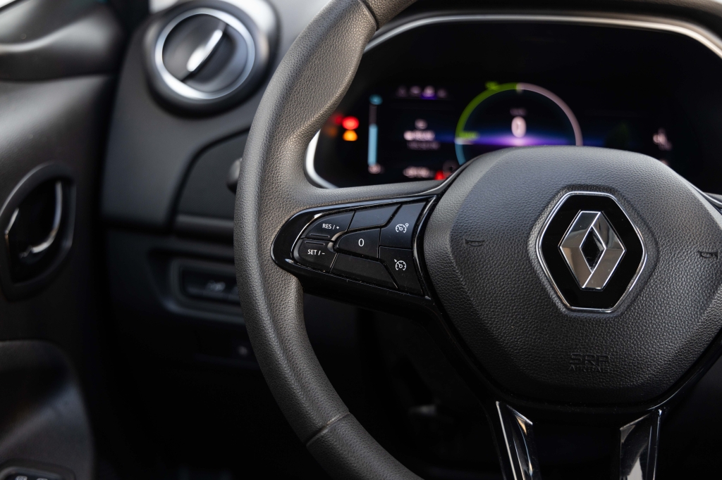 Renault Zoe 2021 фото 12