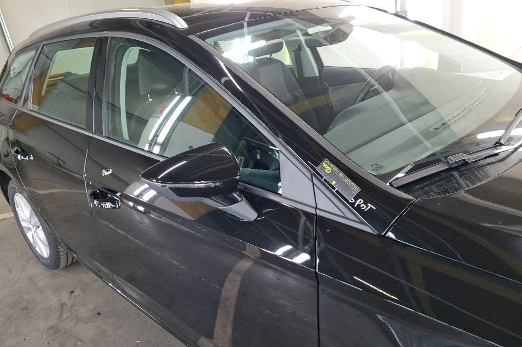 SEAT Leon ST 2018 photo 19