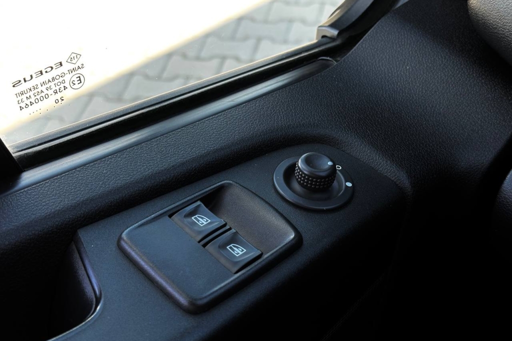 Renault Trafic 2020 фото 7