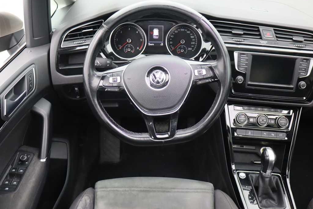 Volkswagen Touran 2016 фото 4