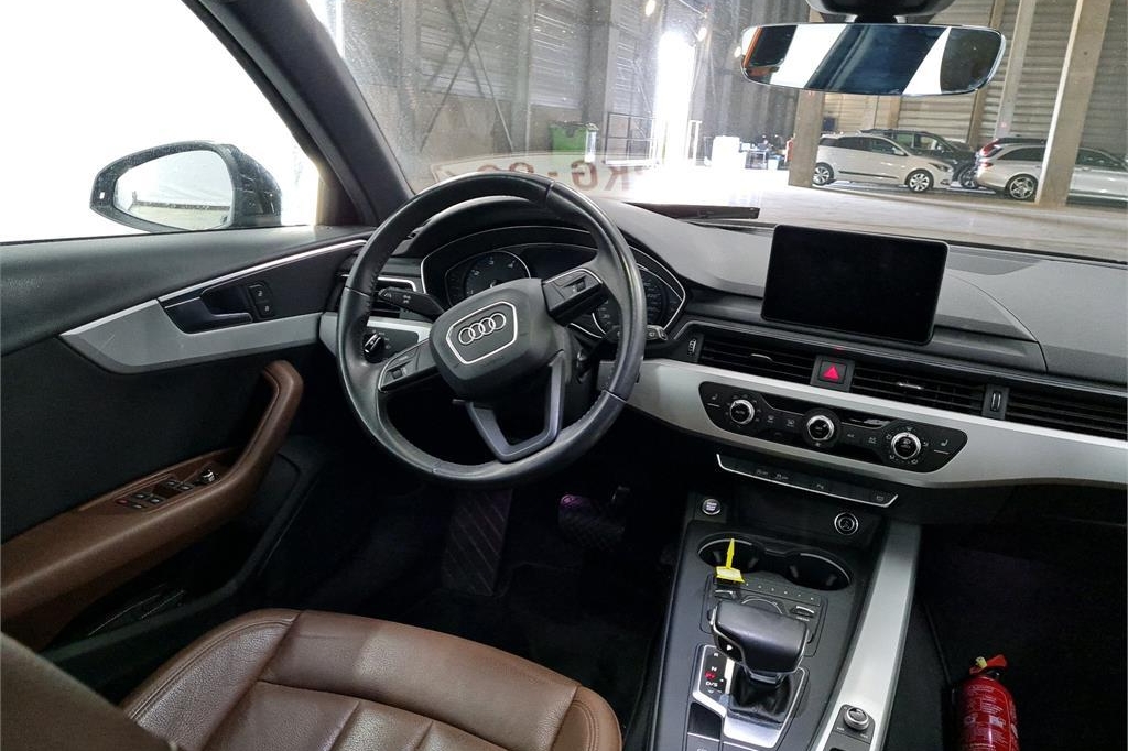 Audi A4 Avant 2017 photo 4