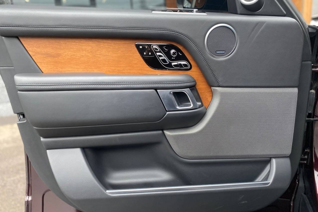 Land Rover Range Rover P400 2018 фото 7