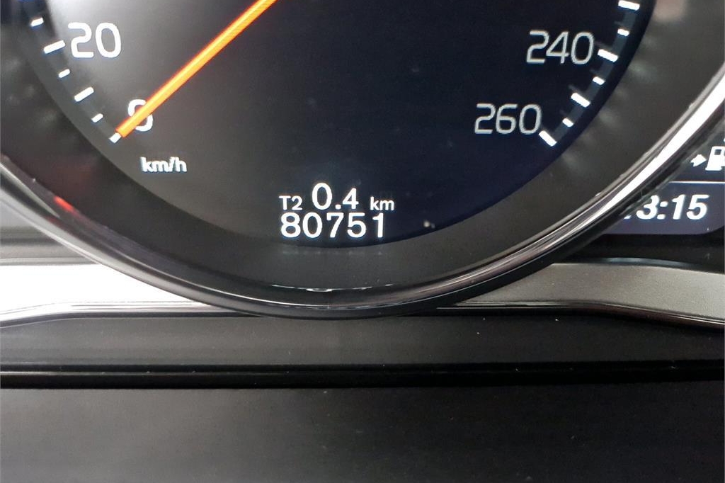 Volvo XC60 2017 photo 2