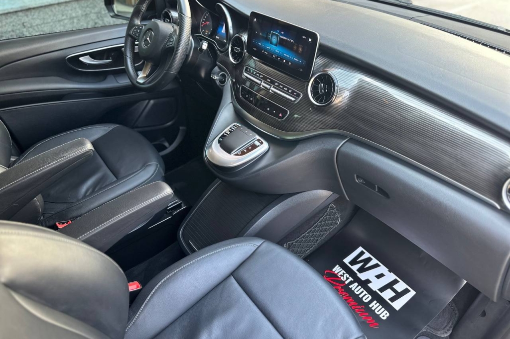 Mercedes-Benz V-Class  220d Long AT 2020 фото 12