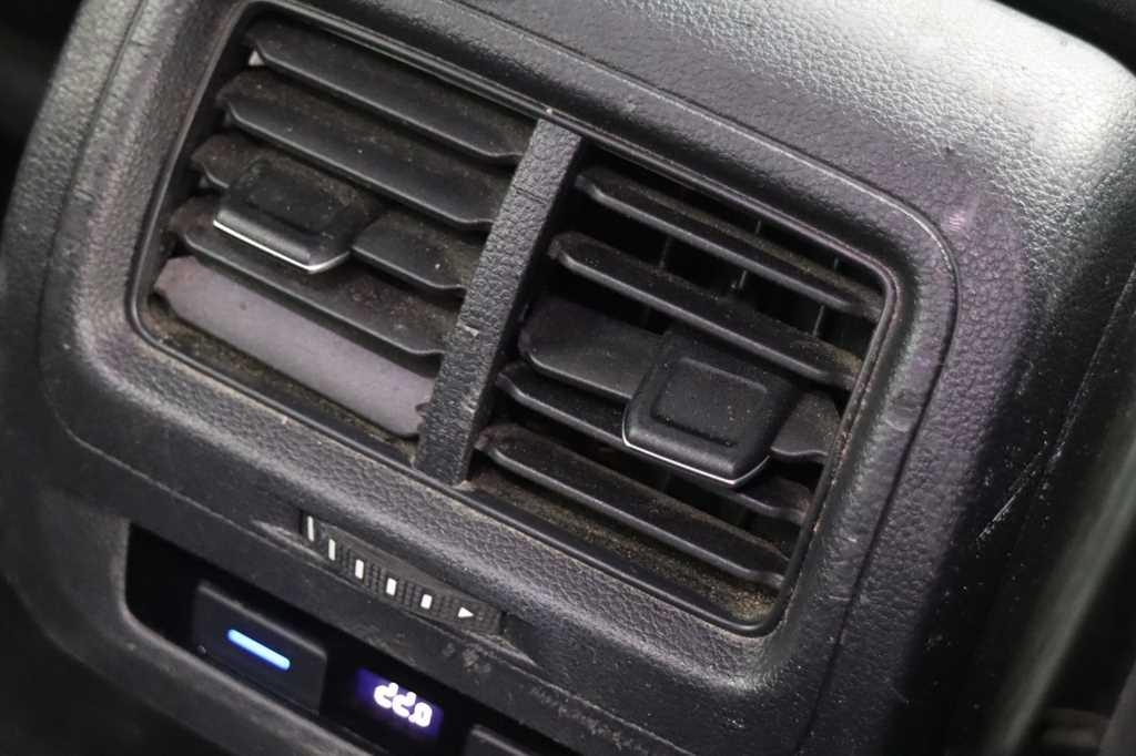 Volkswagen Touran 2016 фото 18