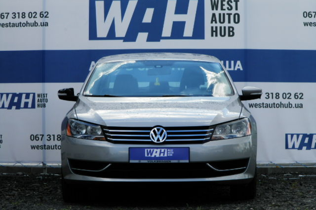 Volkswagen Passat B7 2013 фото 1