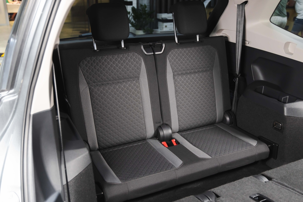 Volkswagen Tiguan S 2019 photo 27