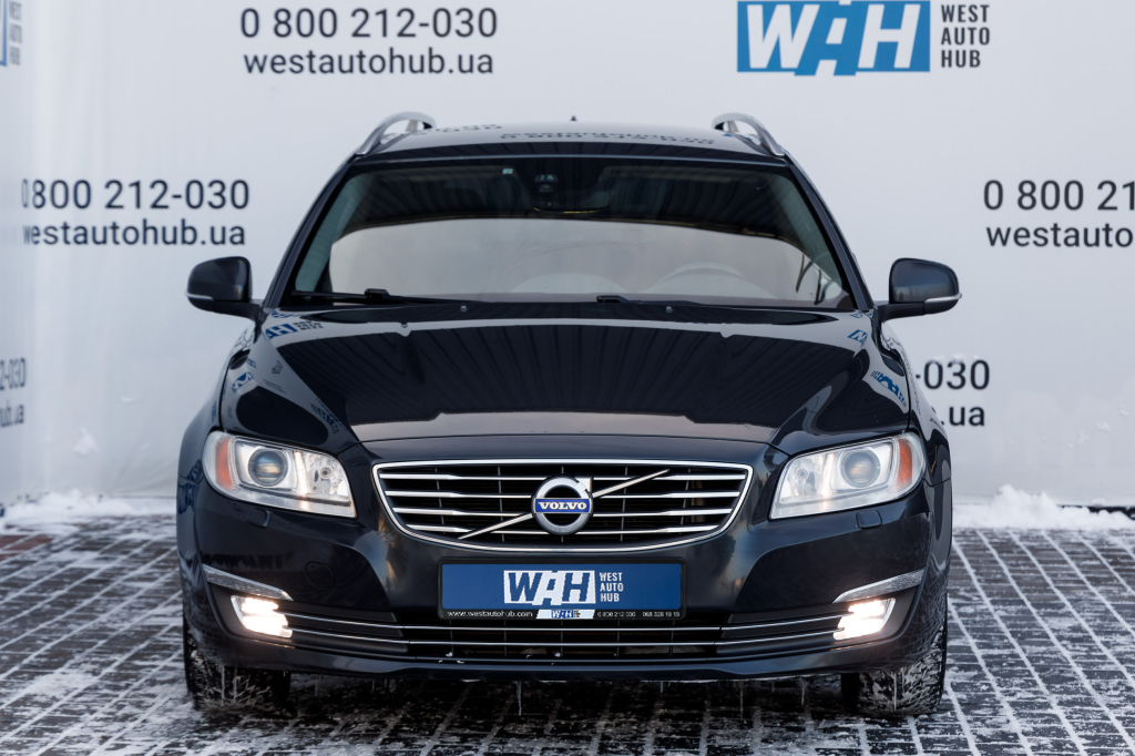 Volvo V70 D4 AWD фото 1
