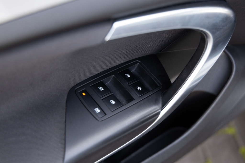 Opel Insignia 2014 фото 13