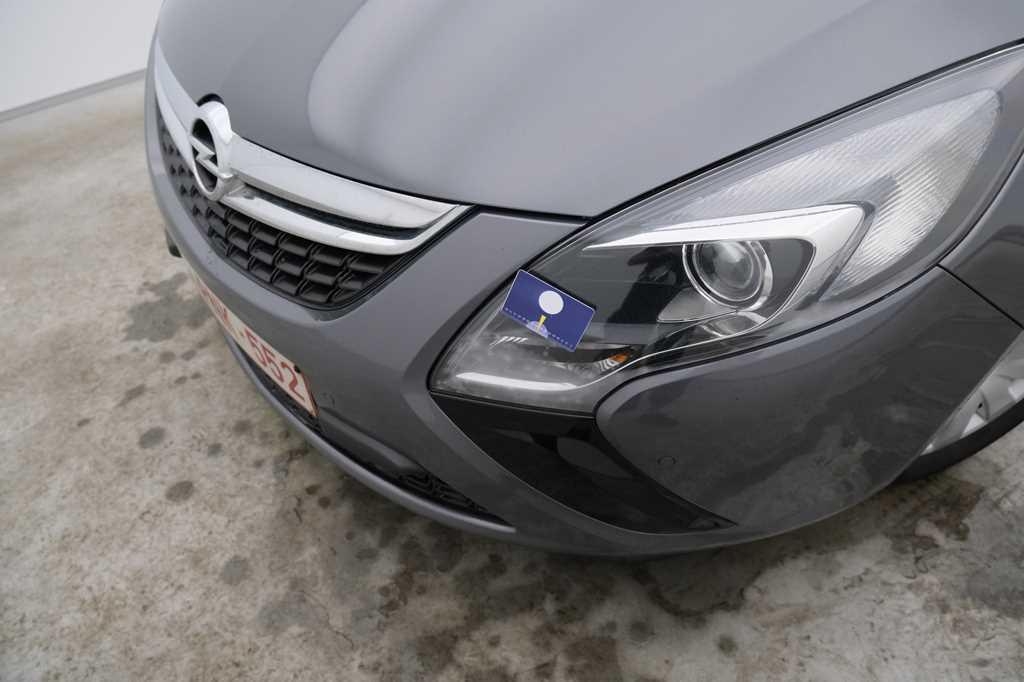Opel Zafira Tourer 2016 фото 30