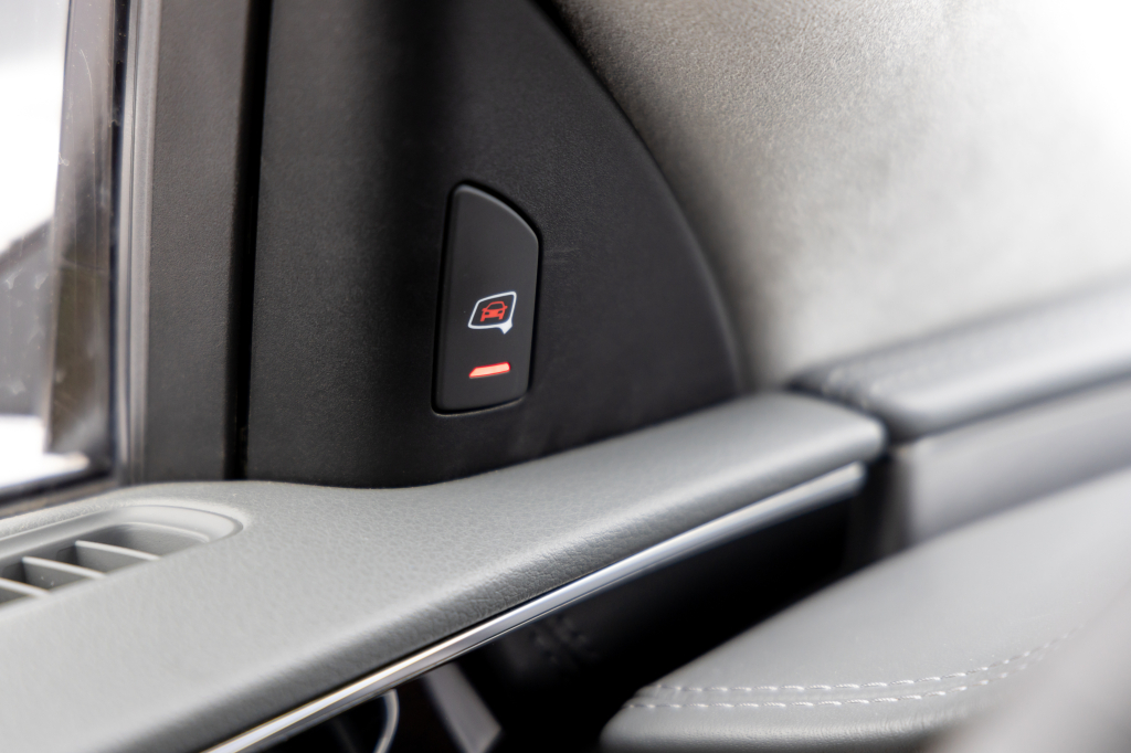 Audi A8 2014 фото 42