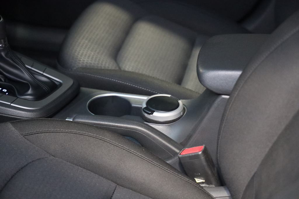 Hyundai Elantra 2016 фото 18