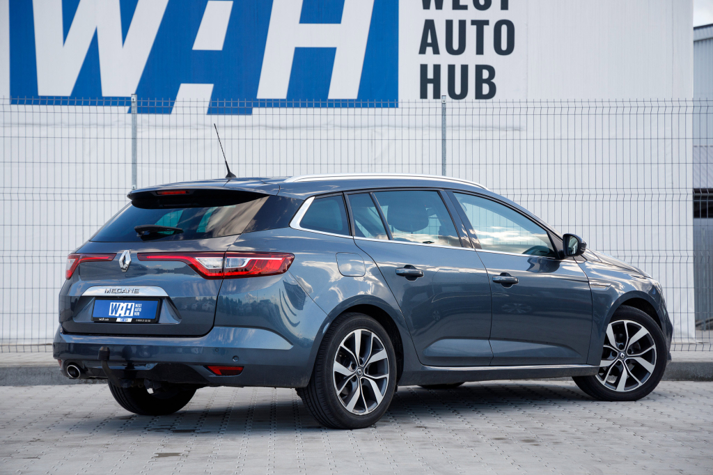 Renault Megane IV BOSE 2016 фото 3