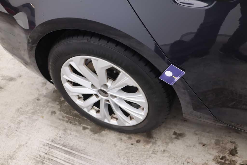 Audi A4 2016 фото 13