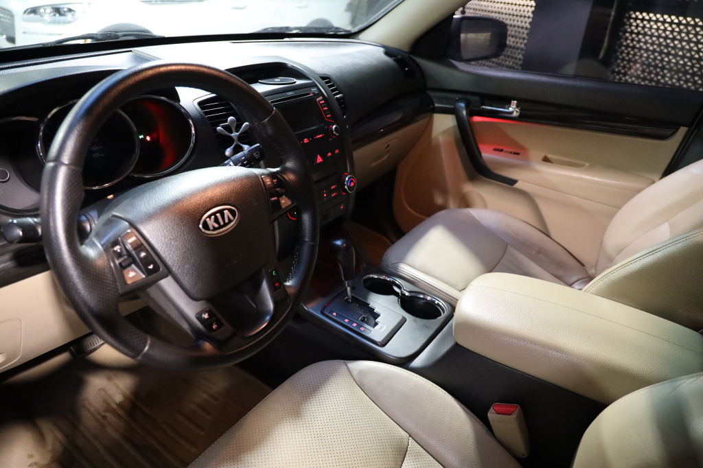 Kia Sorento 2012 photo 27