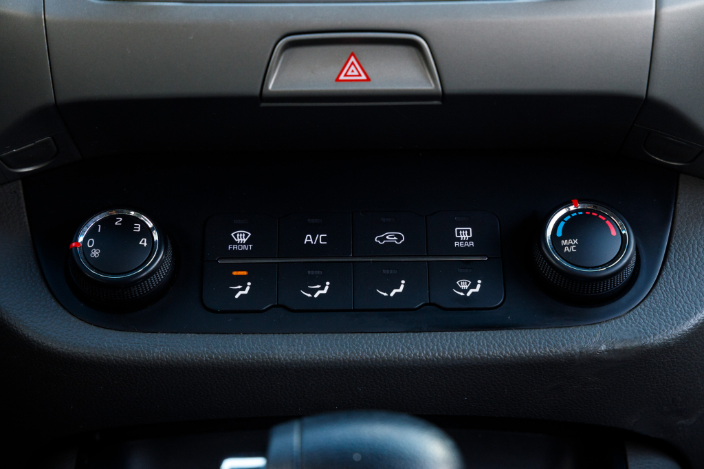 Kia Sportage LX 2015 фото 22