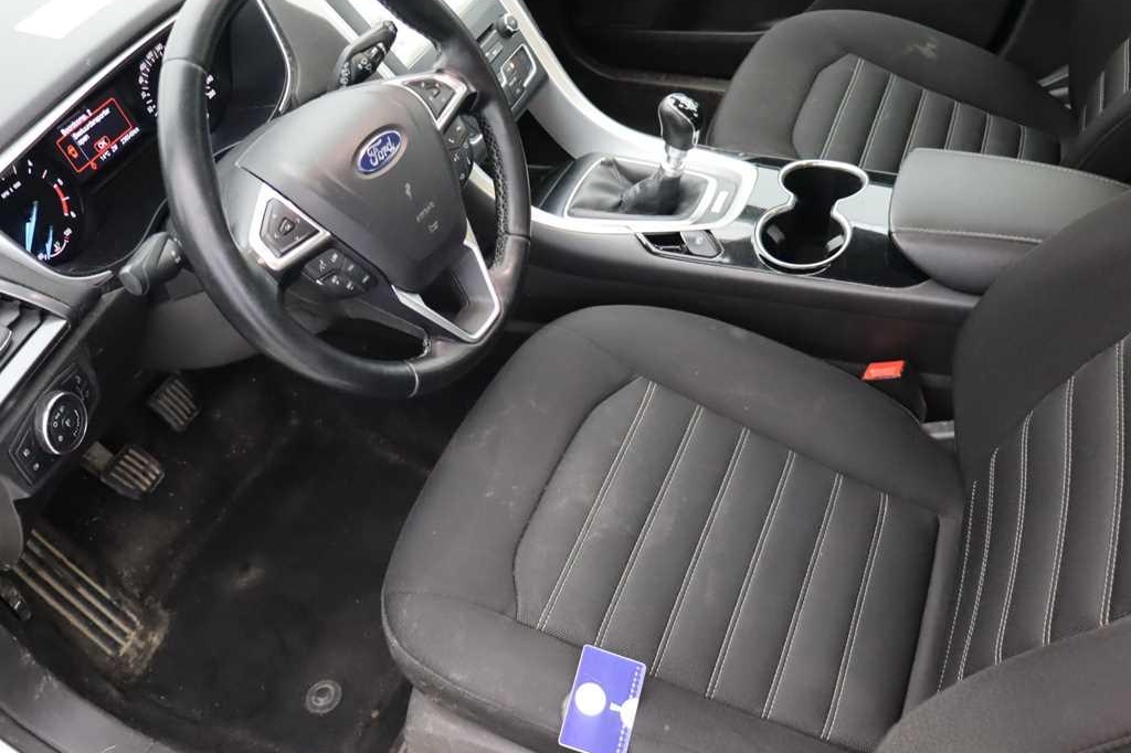 Ford Mondeo Tunier 2016 photo 29