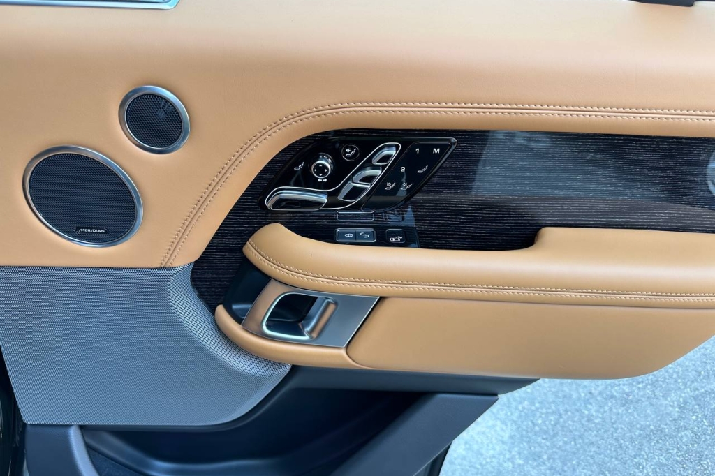 Land Rover Range Rover Autobiography  2018 фото 17