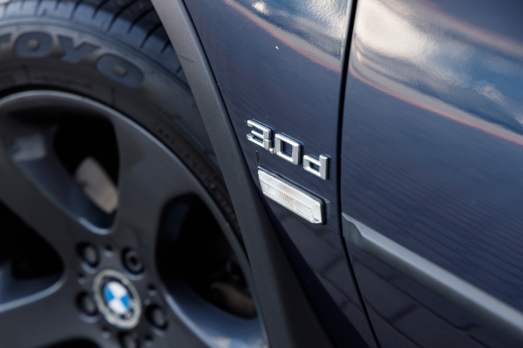 BMW X5 3.0 d 2003 photo 29