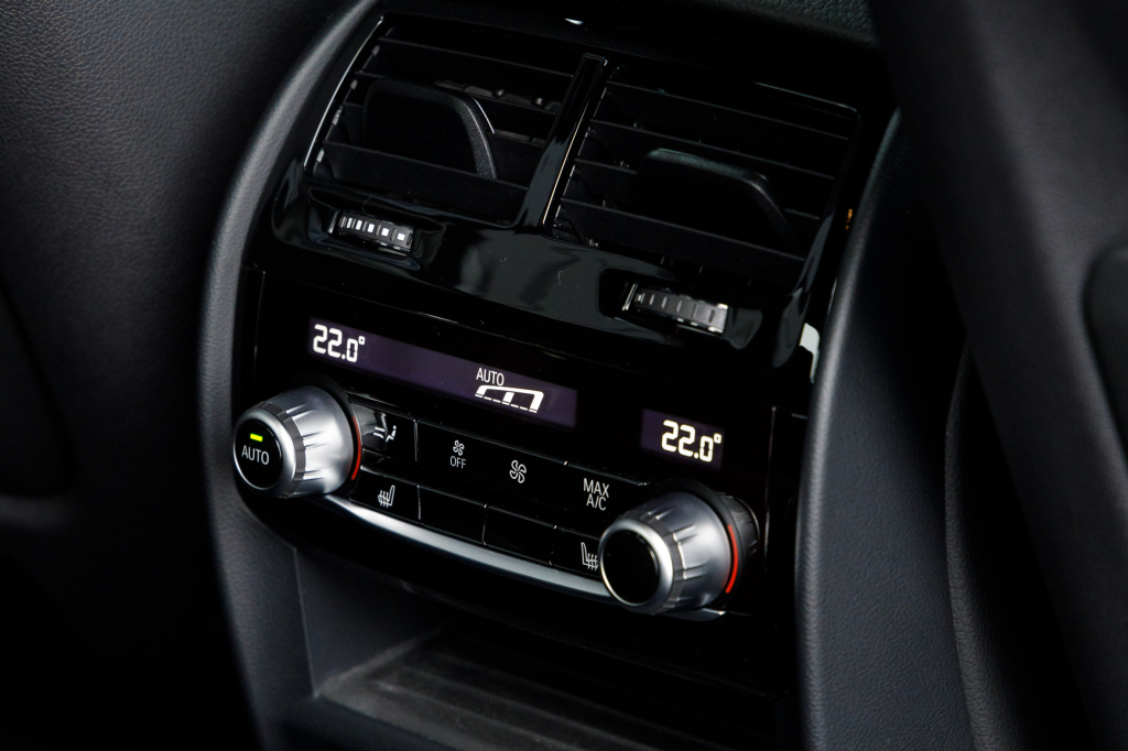 BMW 540 i xDrive 2017 photo 17