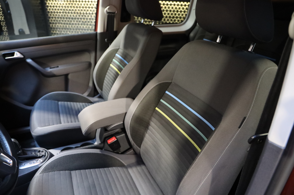 Volkswagen Caddy 2014 photo 25