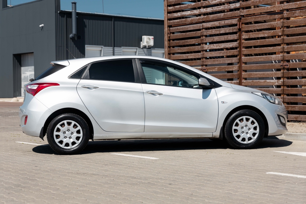 Hyundai i30 2013 фото 4