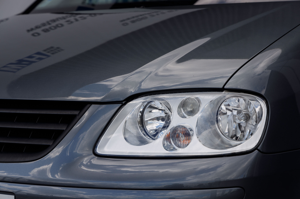 Volkswagen Touran MPI 2003 photo 6