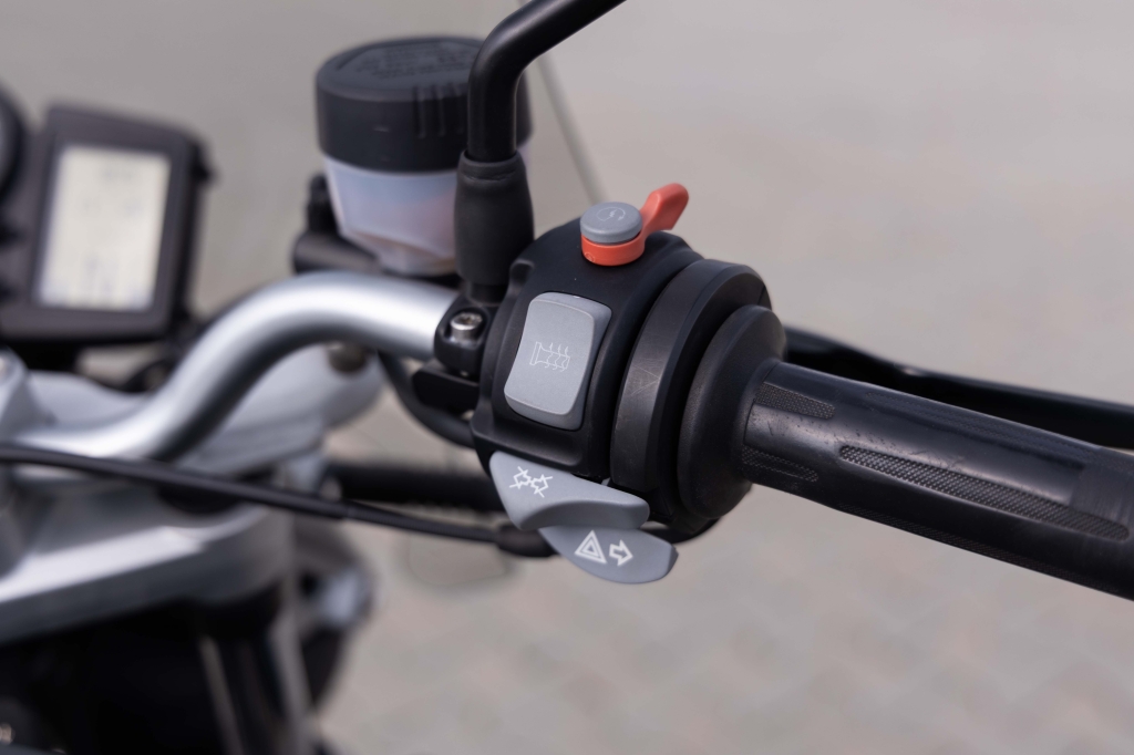 BMW R 1200R 2010 фото 11