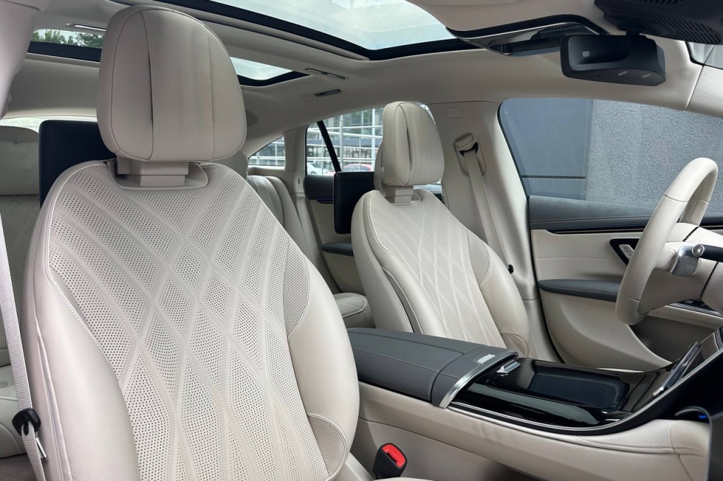 Mercedes-Benz EQS 500 2021 фото 13