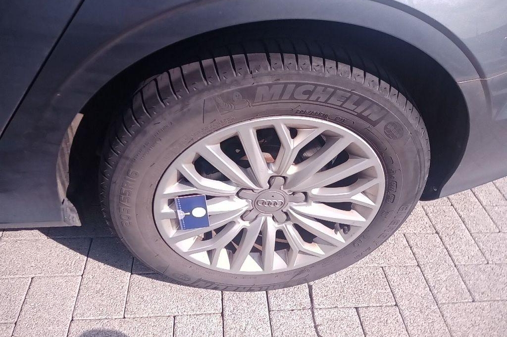 Audi A3 2016 фото 32