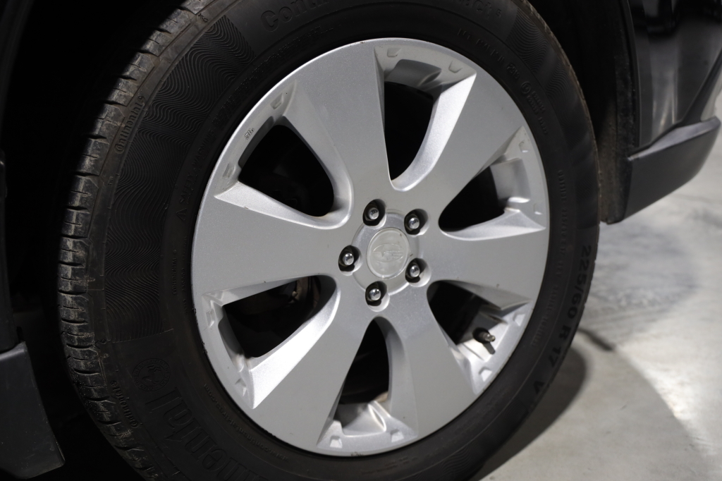 Subaru Outback 2012 photo 37