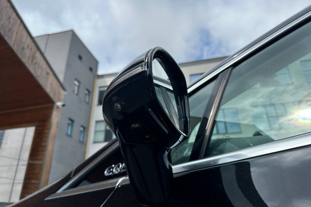 Mercedes-Benz EQS 500 2021 фото 7